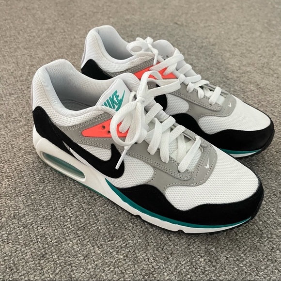 Nike Shoes - Nike Air Max Coorelate